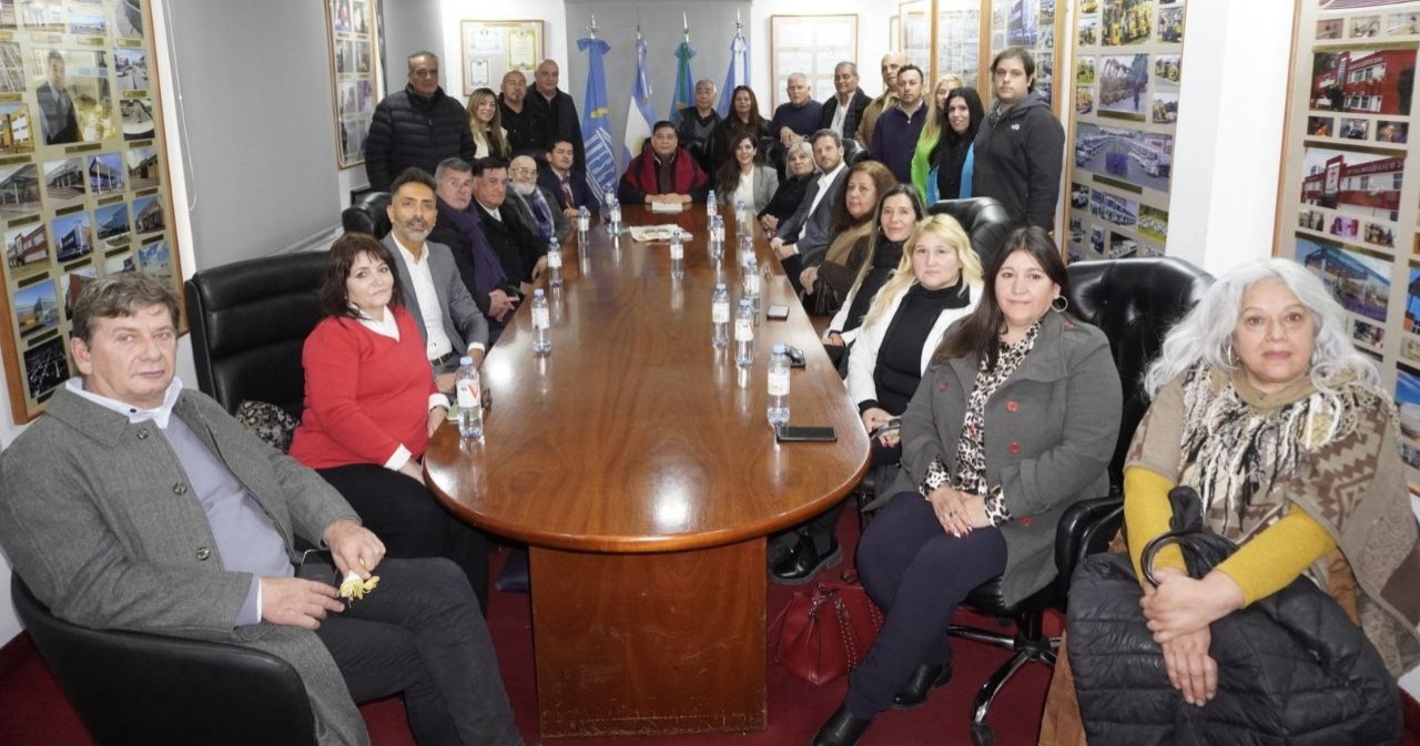 Se creó el Consejo "José C. Paz Ciudad del Aprendizaje"